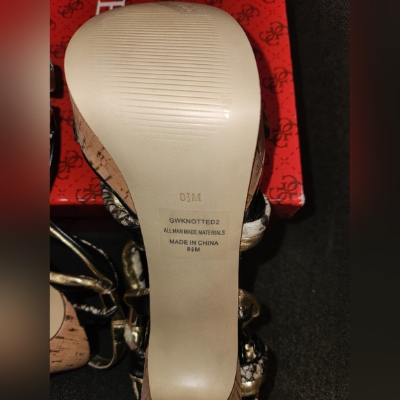 GUESS |GWKNOTTED 2|Python Black and Gold straps w/gold ring hardware 8.5 NWT - Picture 5 of 8